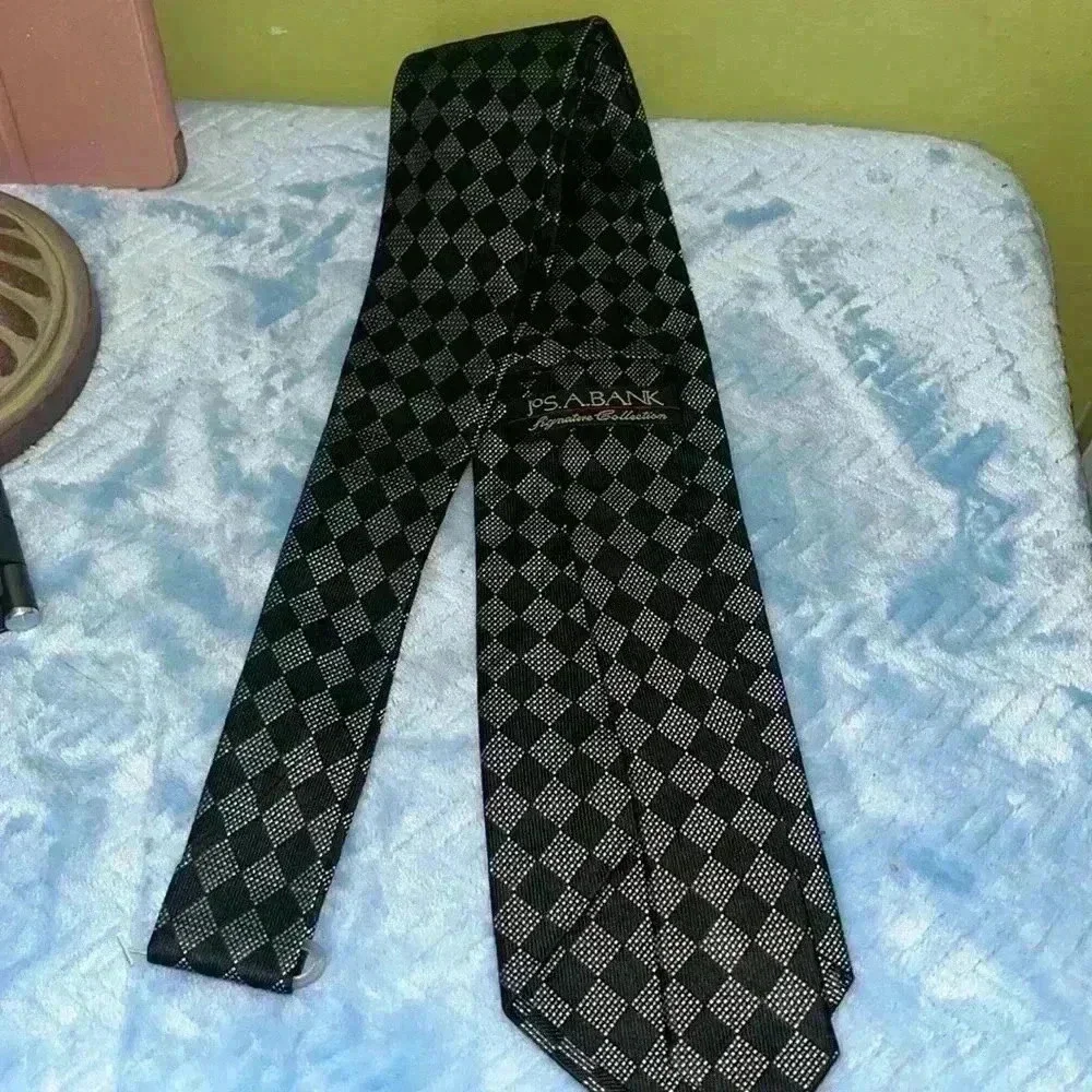 Joseph A. Bank Signature Collection Tie